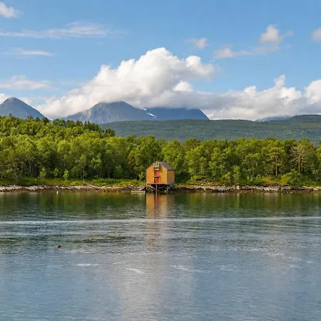 Дом отдыха Magical And Modern - Meistervik Luxury Balsfjord