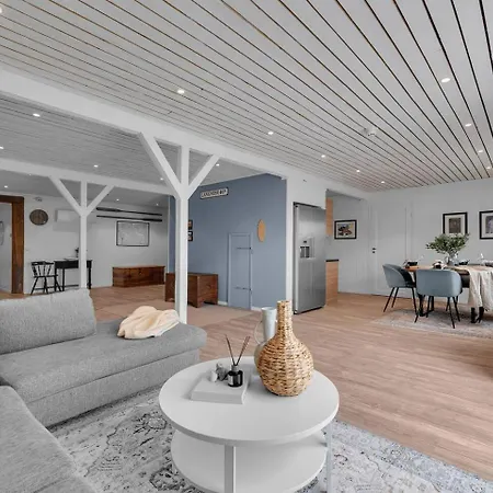 Дом отдыха Magical And Modern - Meistervik Luxury