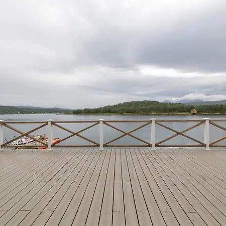 Magical And Modern - Meistervik Luxury *