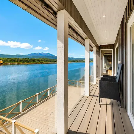 Magical And Modern - Meistervik Luxury Дом отдыха Balsfjord